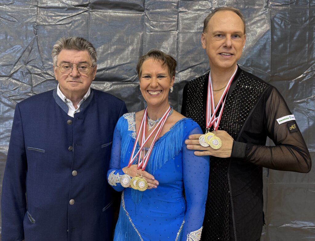 Robert und Susanne Maschek mit Klubtrainer Herbert Brunda